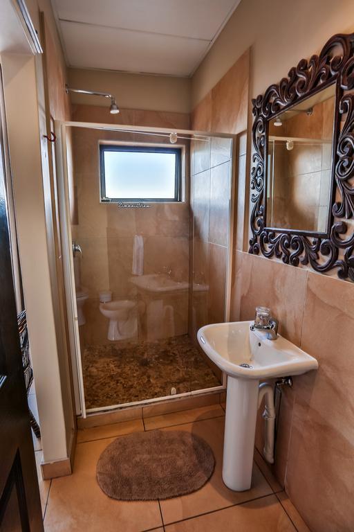 Zimbali View Eco Guesthouse Балито Екстериор снимка